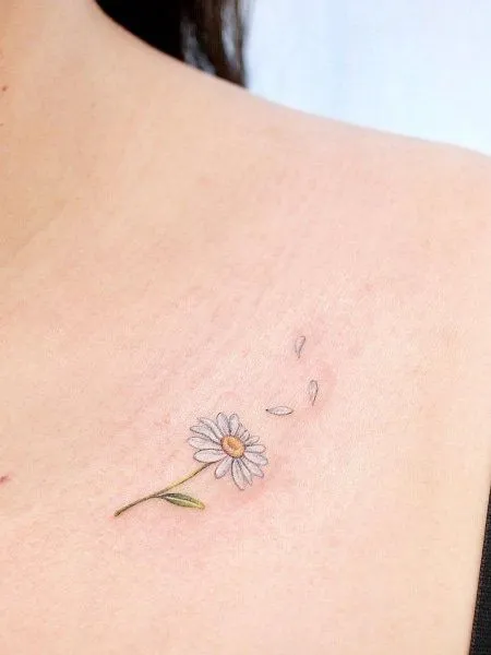 tiny flower tattoo2