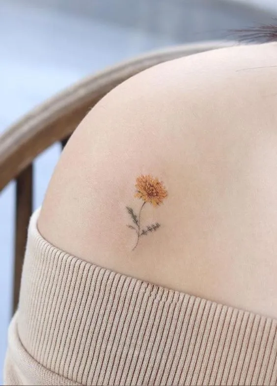 tiny flower tattoo3