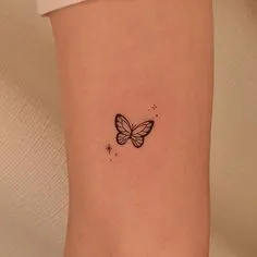 รอยสักผีเสื้อ Cute Small Butterfly Tattoo2